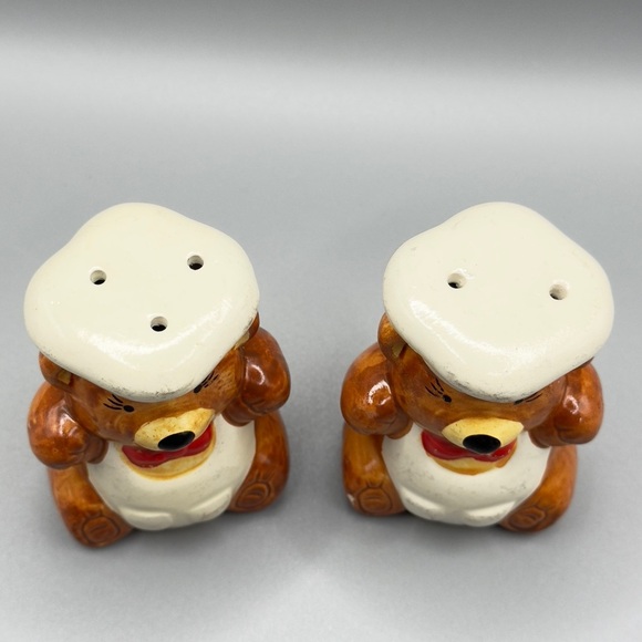 Vintage Bear Chef Salt & Pepper Shakers – Ceramic Pair with Stoppers - Picture 10 of 13